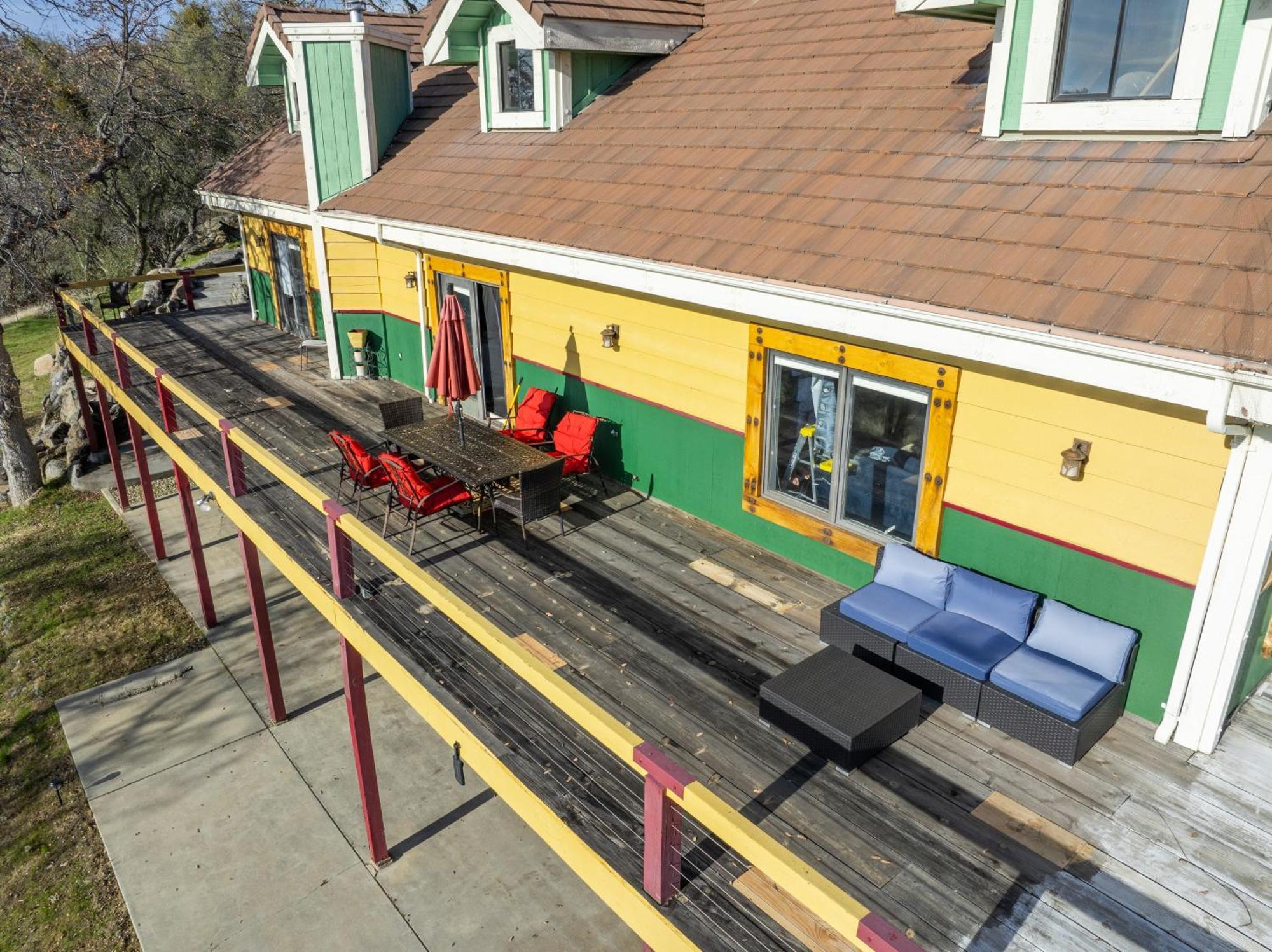 Yosemite Gateway Sleeps 18 - Near Bass Coarsegold