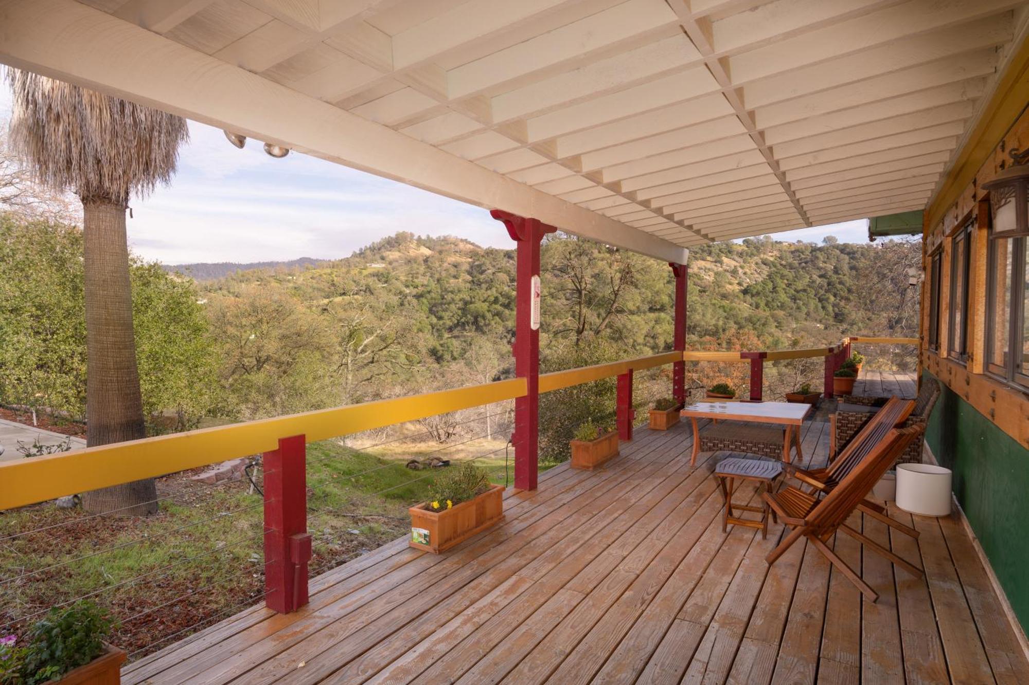 Yosemite Gateway Sleeps 18 - Near Bass Villa