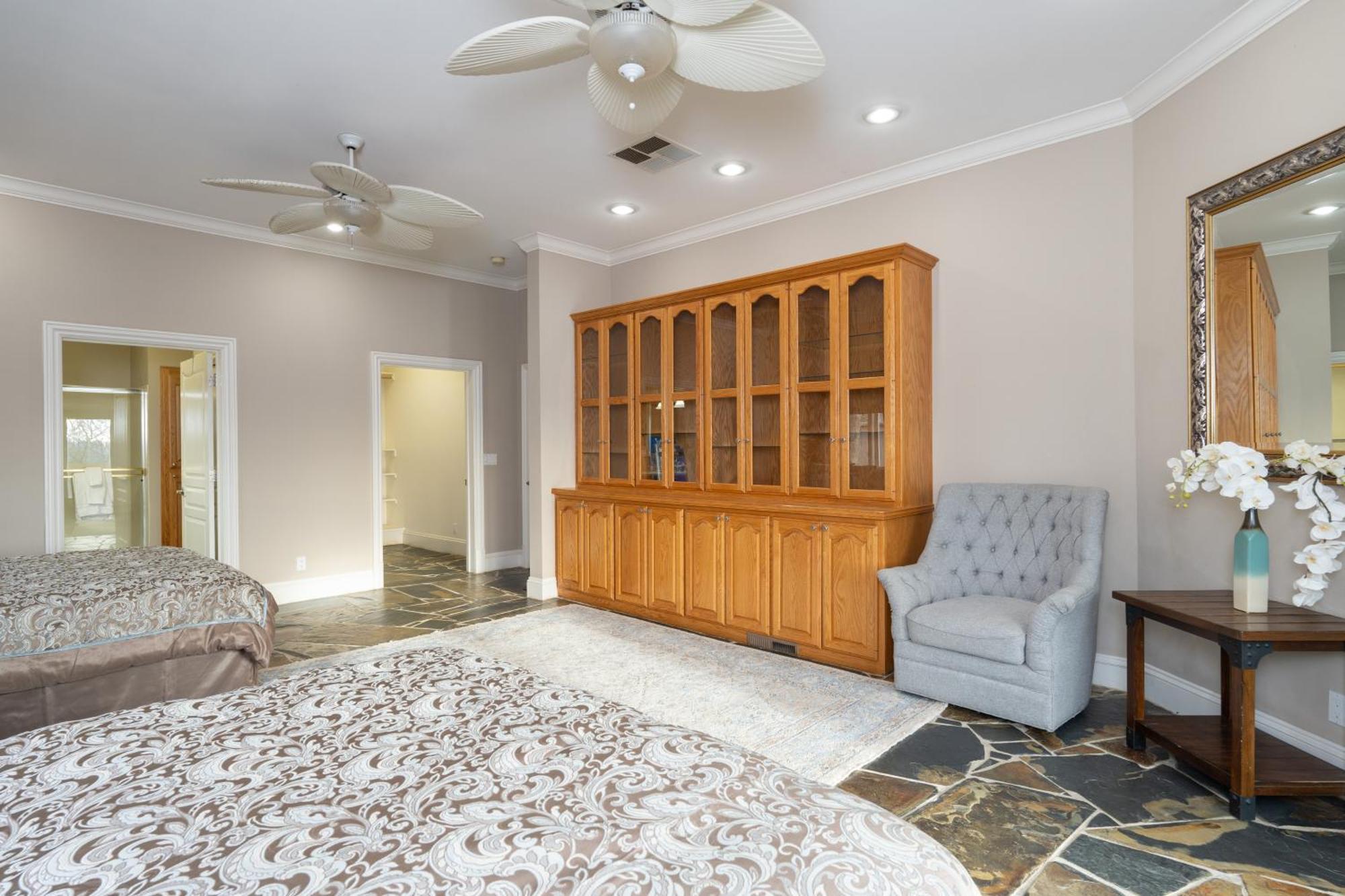 Yosemite Gateway Sleeps 18 - Near Bass Villa