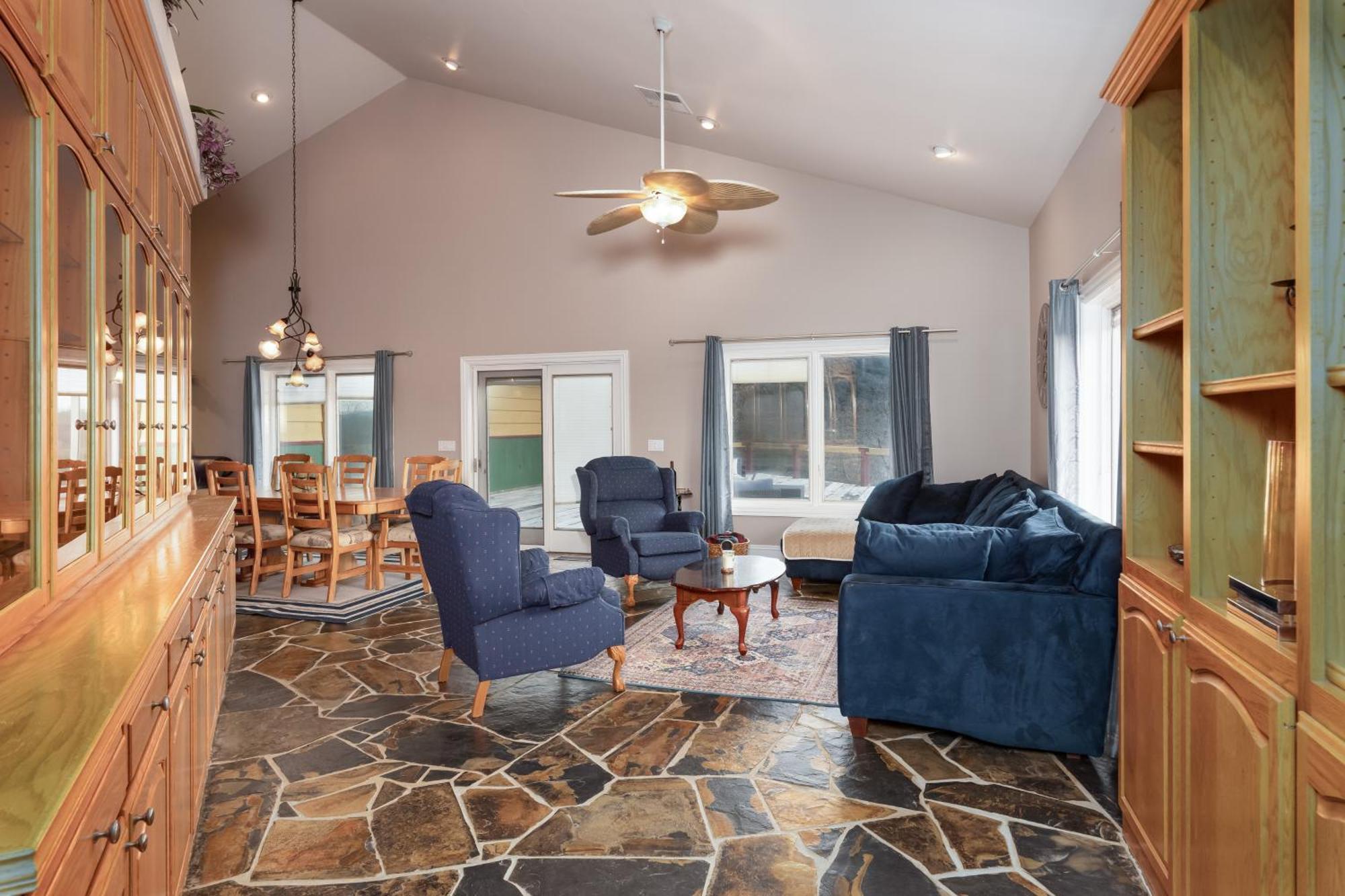 Yosemite Gateway Sleeps 18 - Near Bass Coarsegold