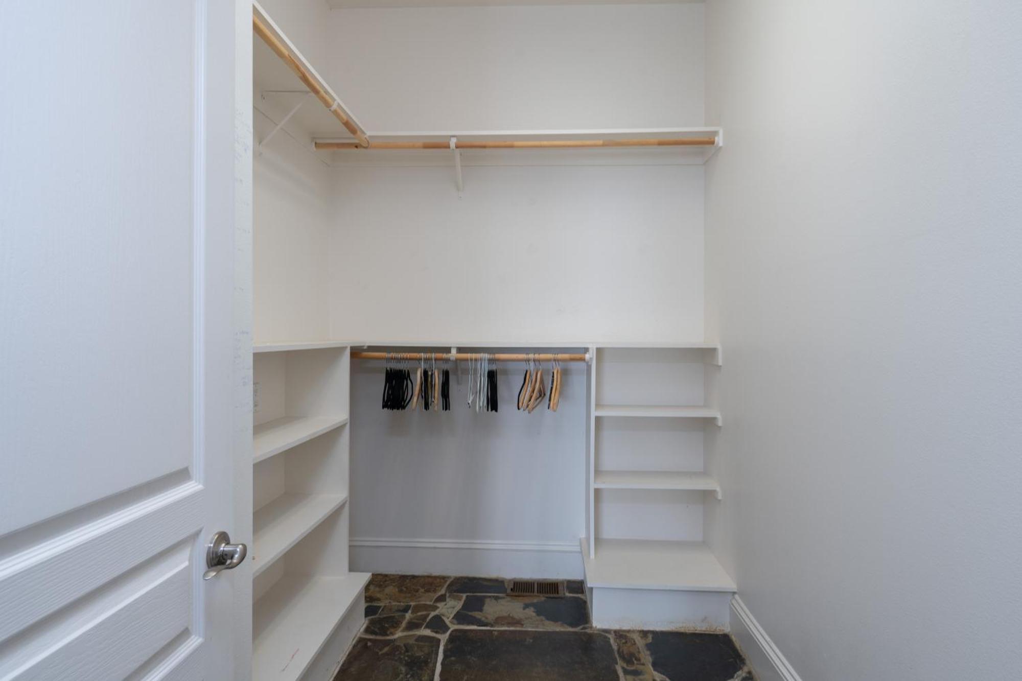 Villa Yosemite Gateway Sleeps 18 - Near Bass